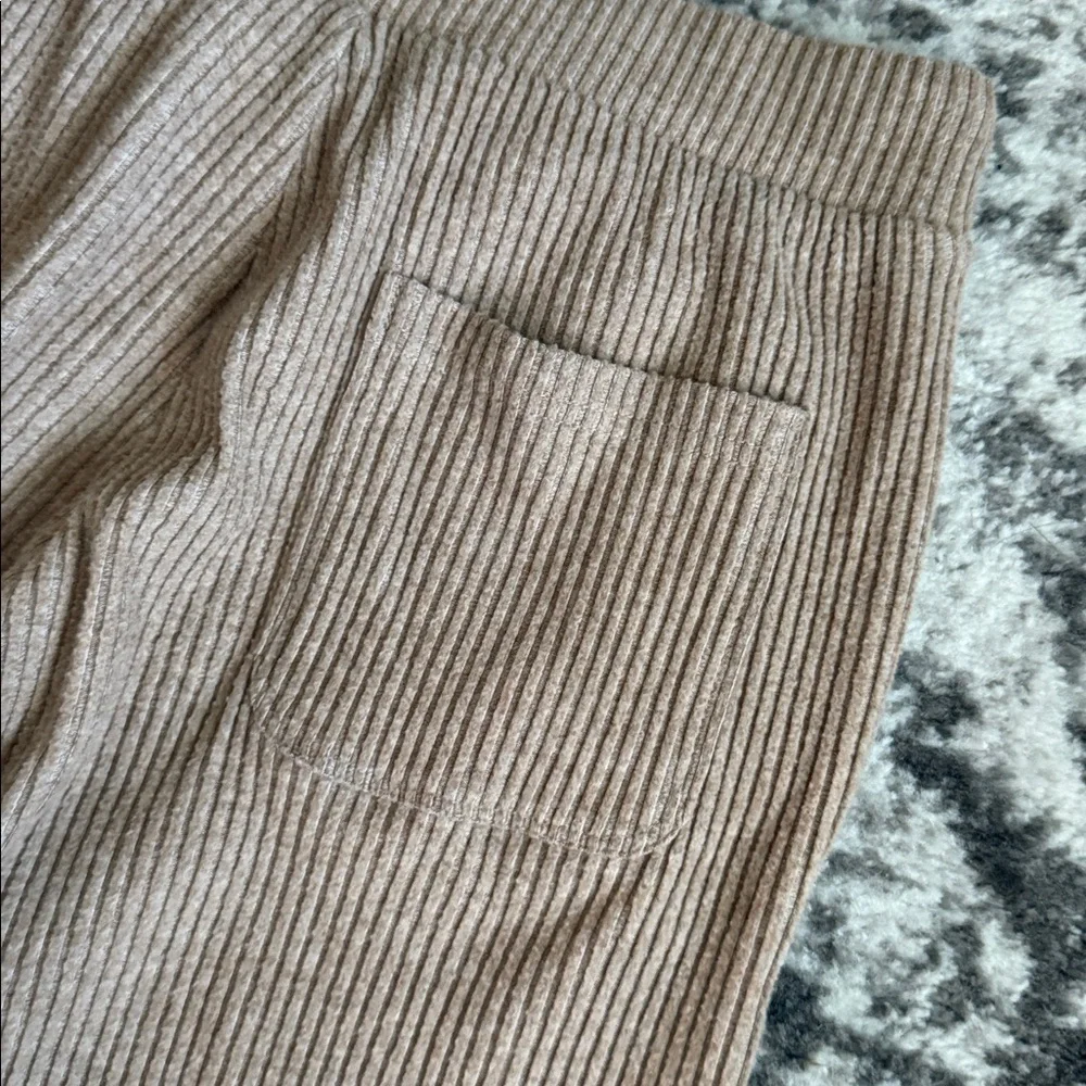 ALO Yoga Muse Sweatpants size XS